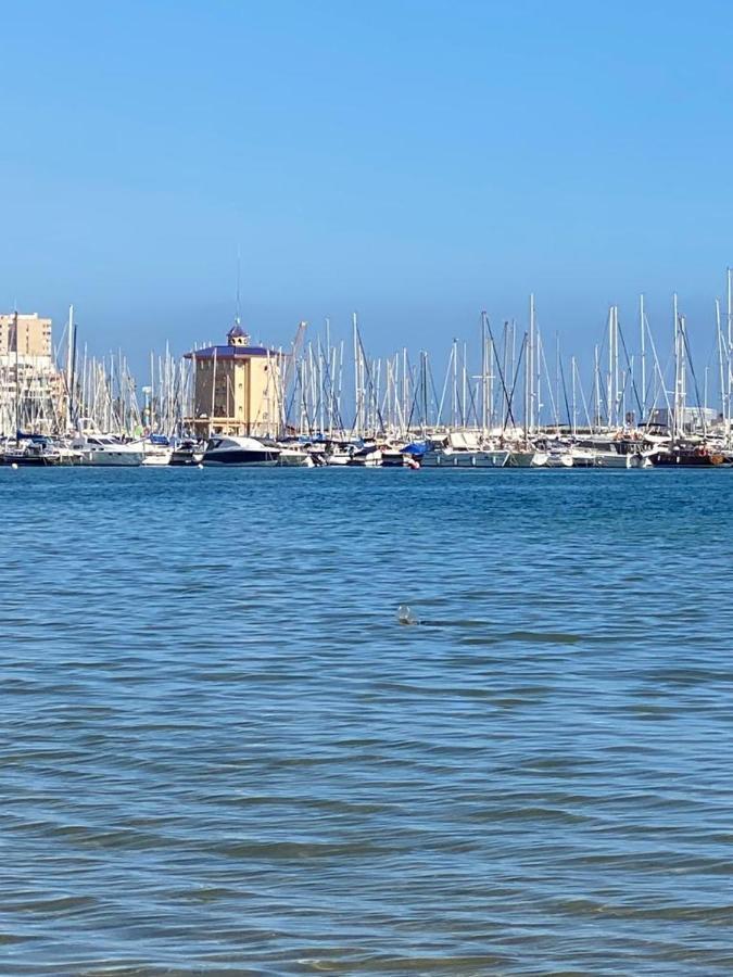 Apartamento A 3 Minutos De La Playa Torrevieja Bagian luar foto