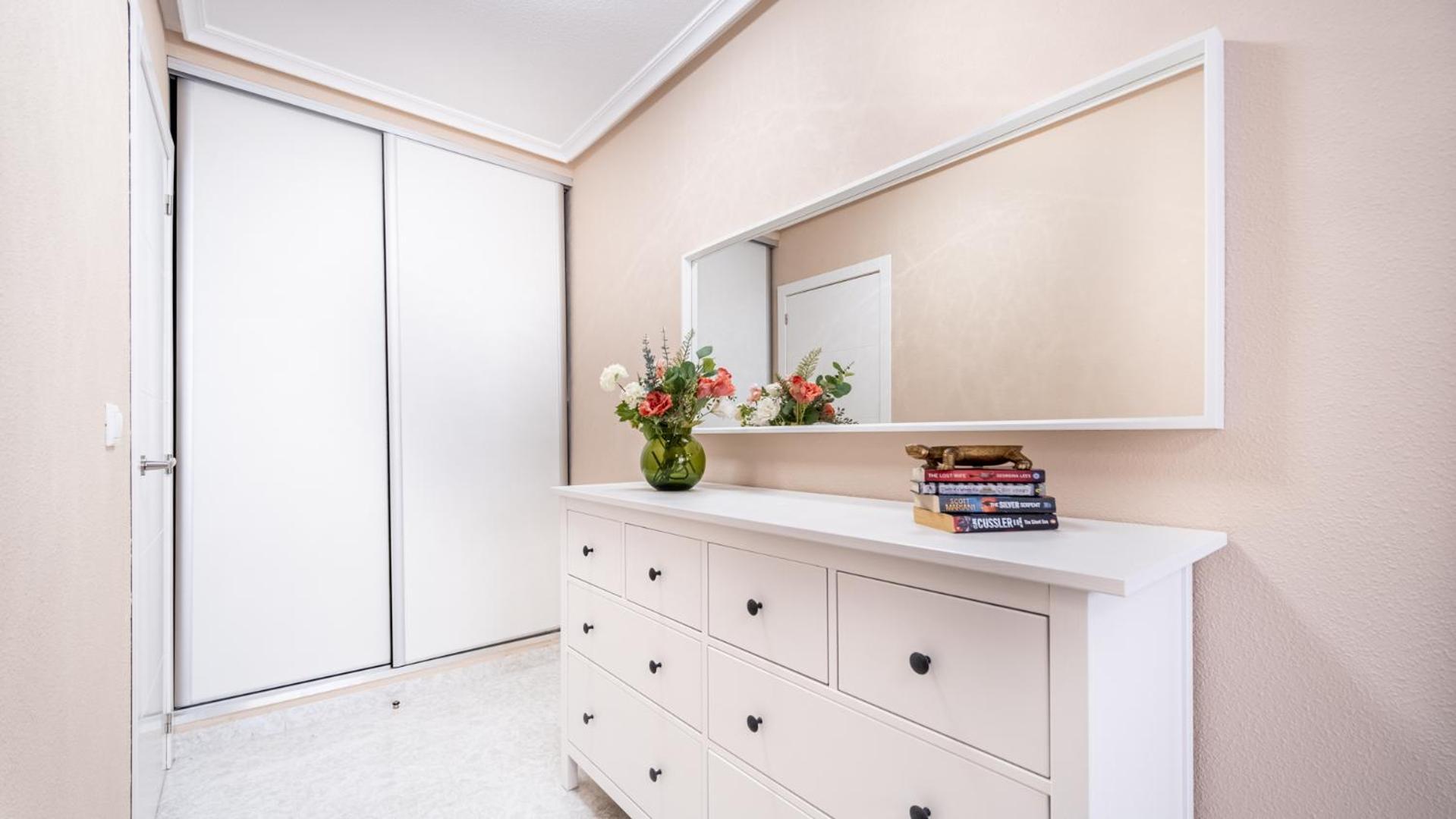 Apartamento A 3 Minutos De La Playa Torrevieja Bagian luar foto